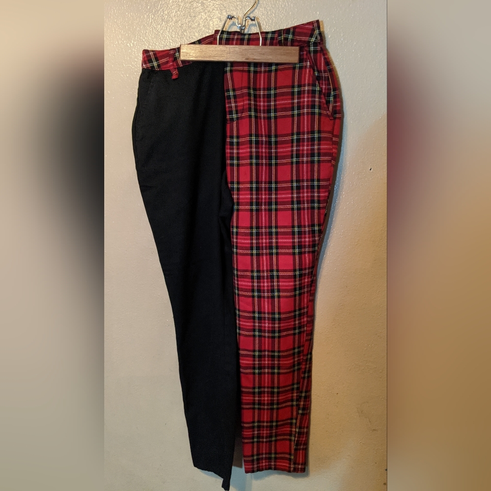 Hot Topic Black and Red Checkered Pants